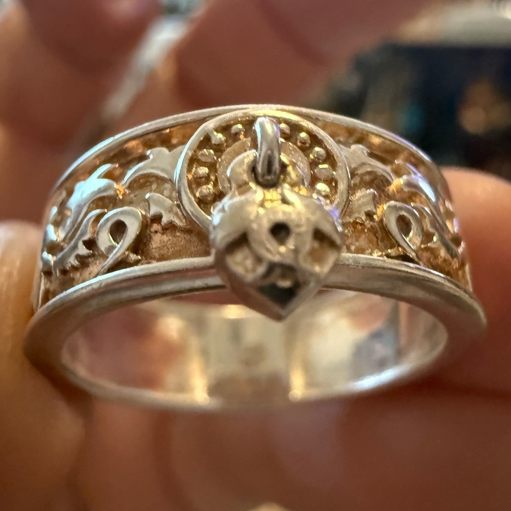 Intricate STS sterling Silver heart charmed Ring